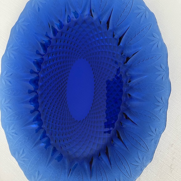 Cobalt Oval Pattern Platter - Picture 2 of 5